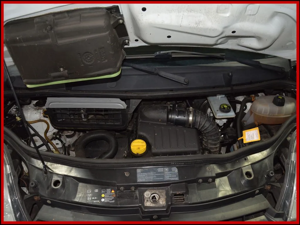 RENAULT Trafic - Bild 14