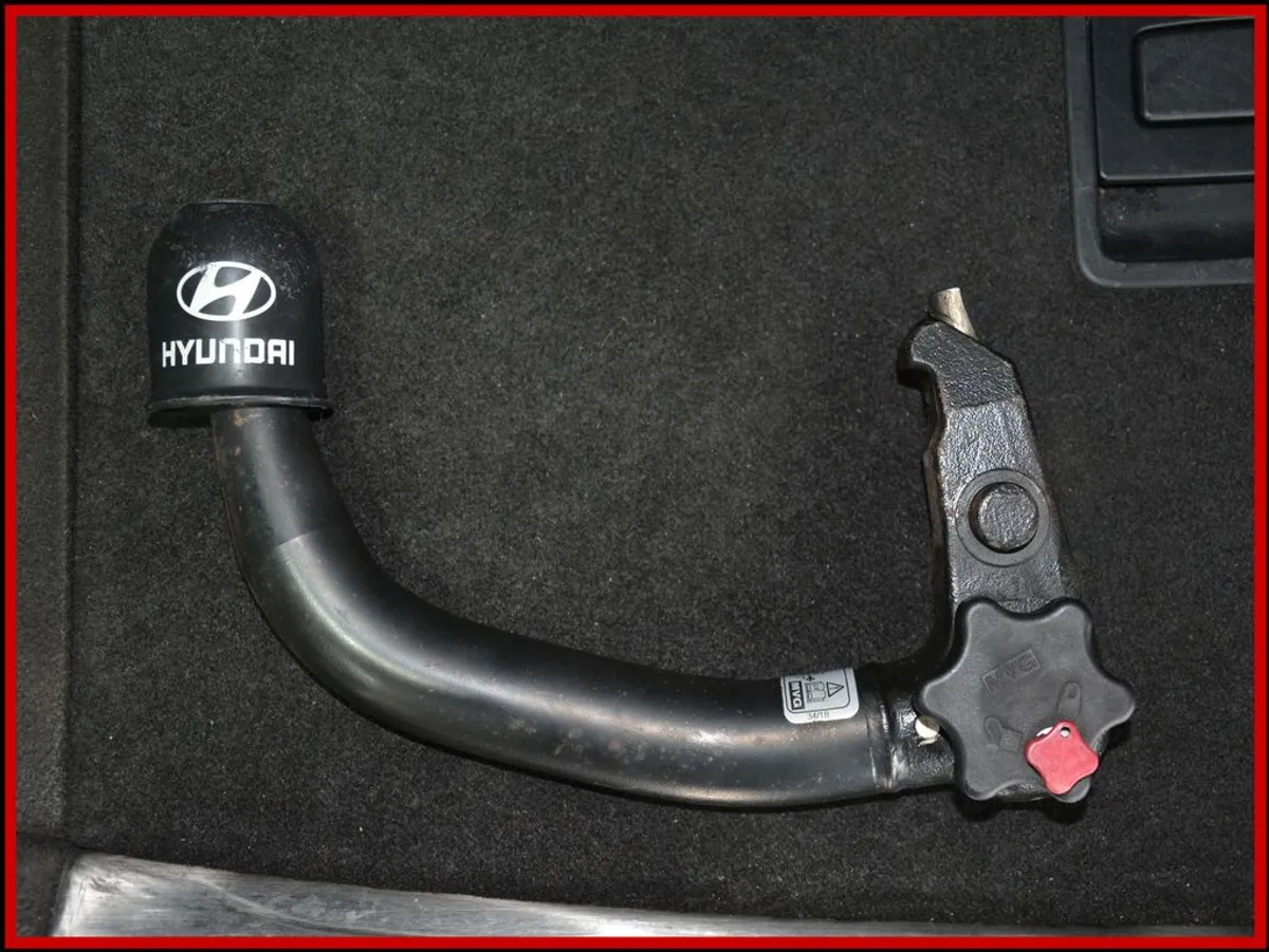 HYUNDAI i40 - Bild 19