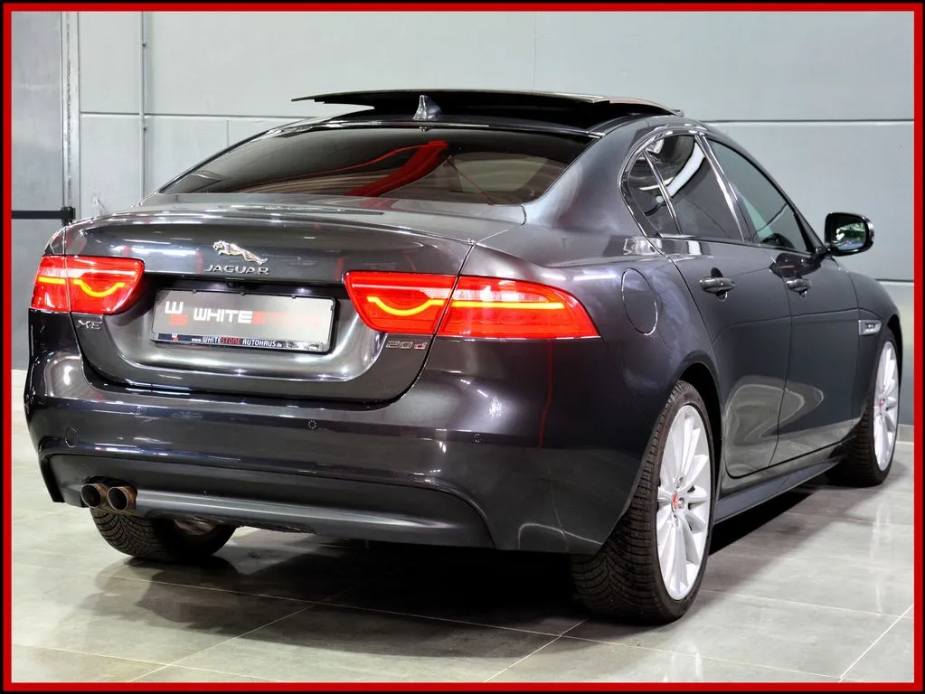 JAGUAR XE - Bild 9