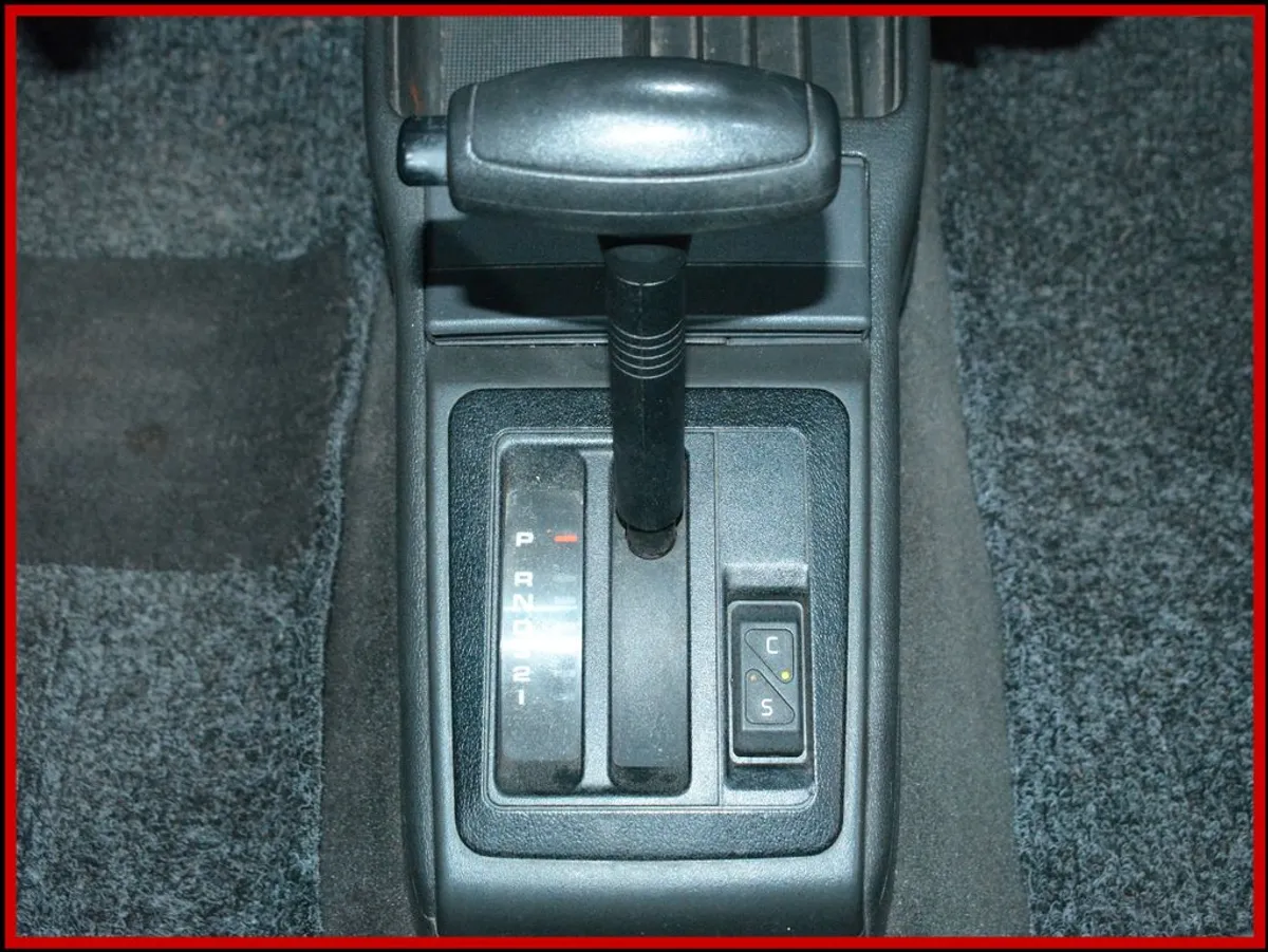 RENAULT R 19 - Bild 13