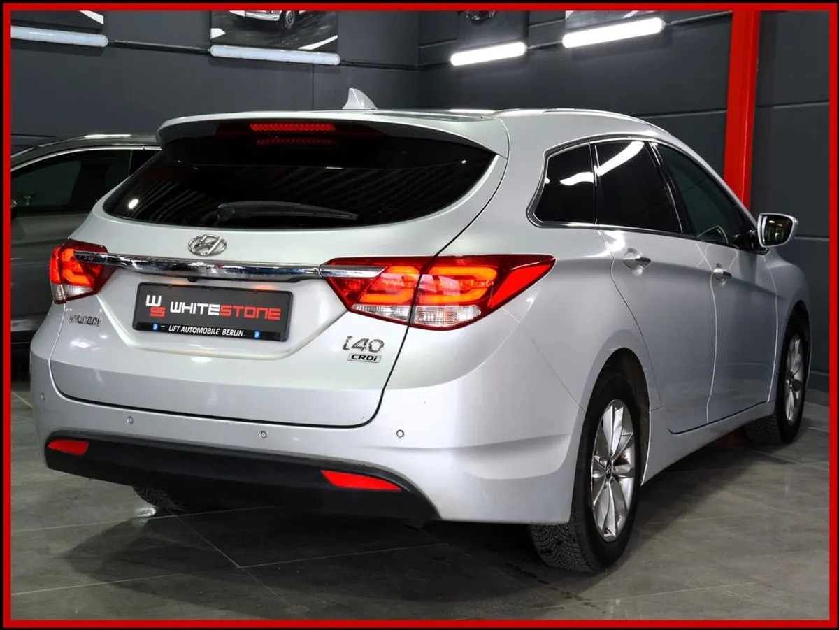 HYUNDAI i40 - Bild 8