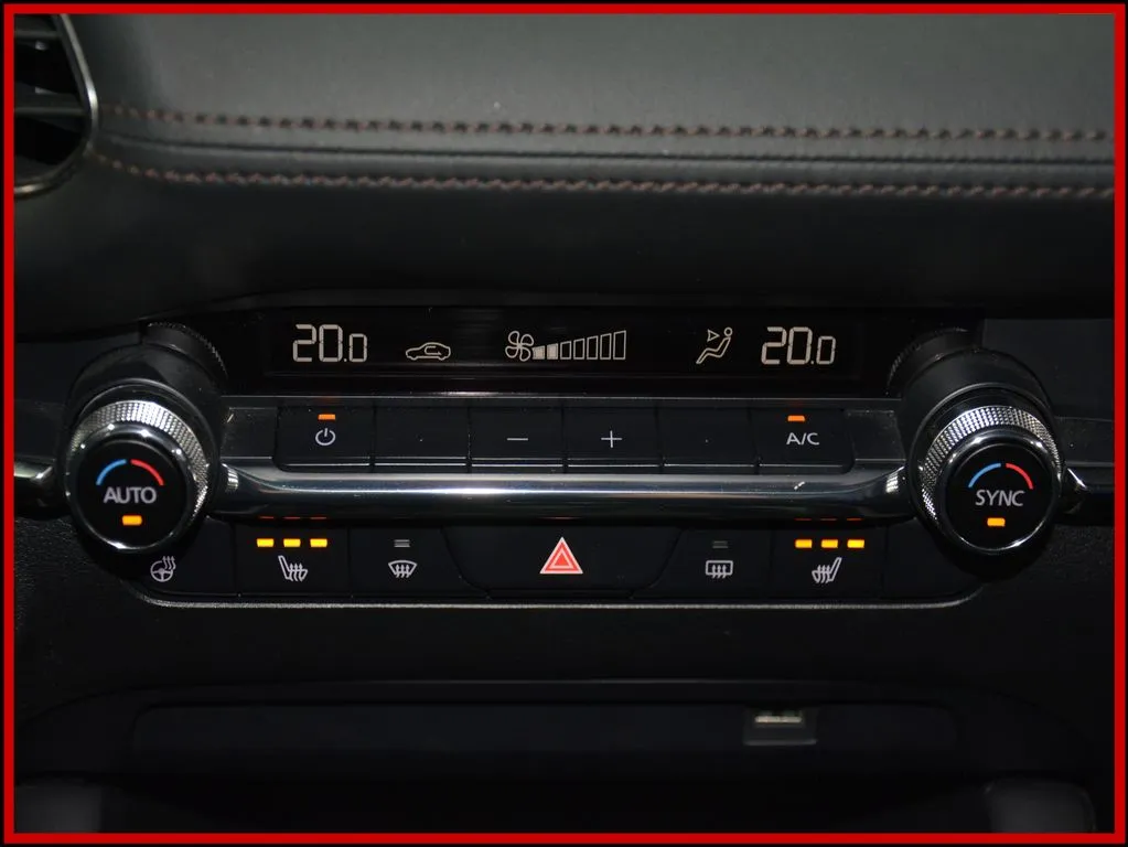 MAZDA 3 - Bild 16