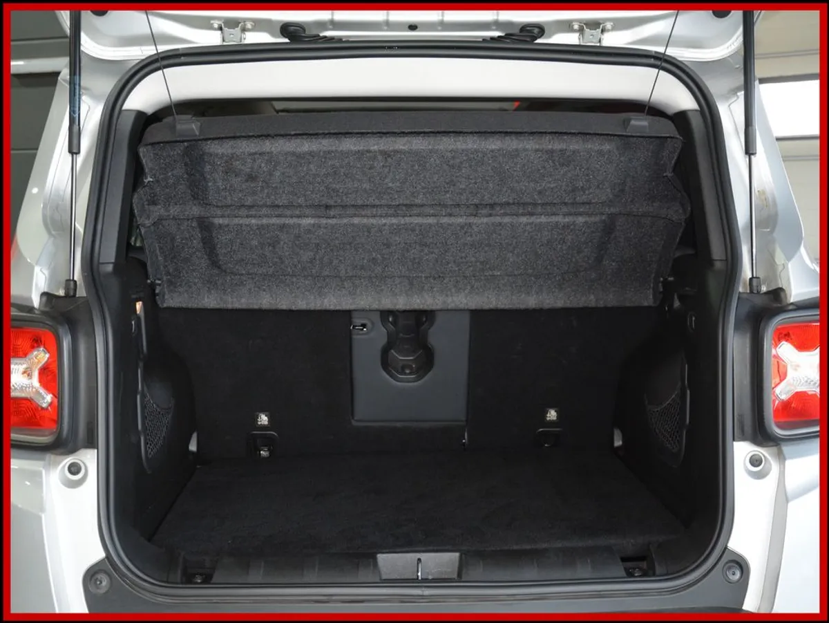 JEEP Renegade - Bild 18