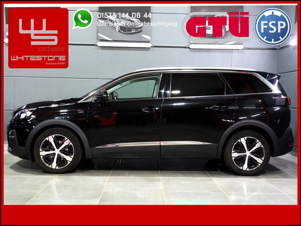 PEUGEOT 5008 Main