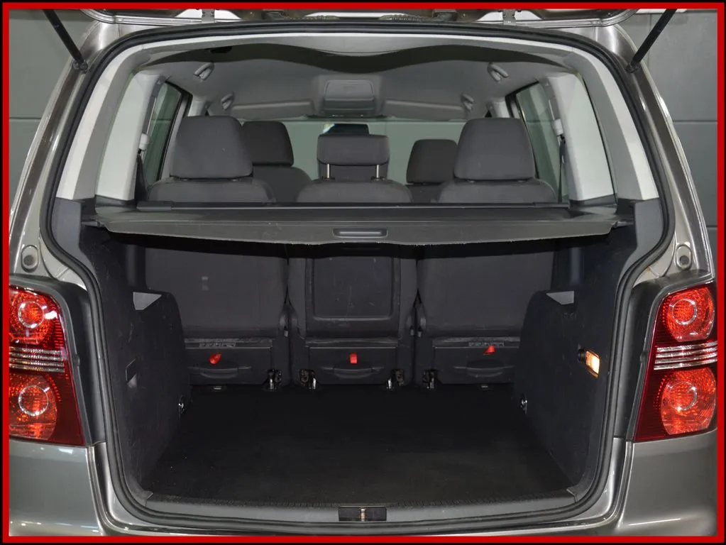 VW Touran - Bild 10