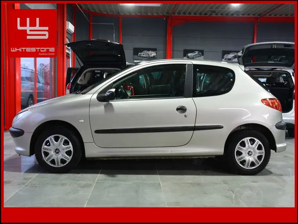 PEUGEOT 206 2004 - Benzin, 115.426 km - Gebrauchtwagen bei Whitestone Autohaus