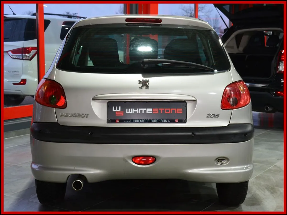 PEUGEOT 206 - Bild 7