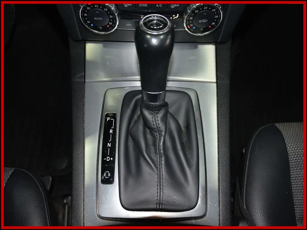 MERCEDES-BENZ C 200 - Bild 17