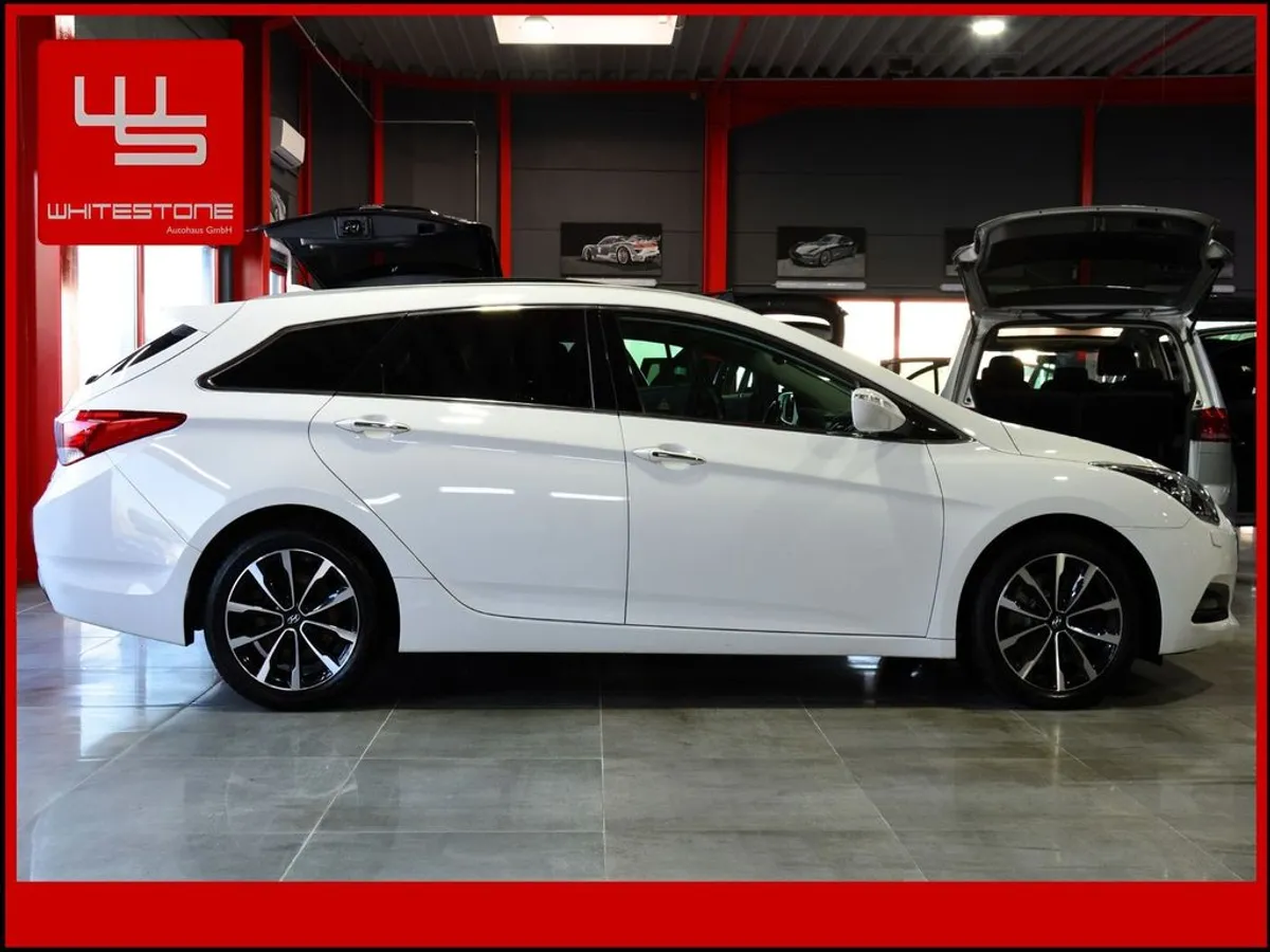 HYUNDAI i40 - Bild 2