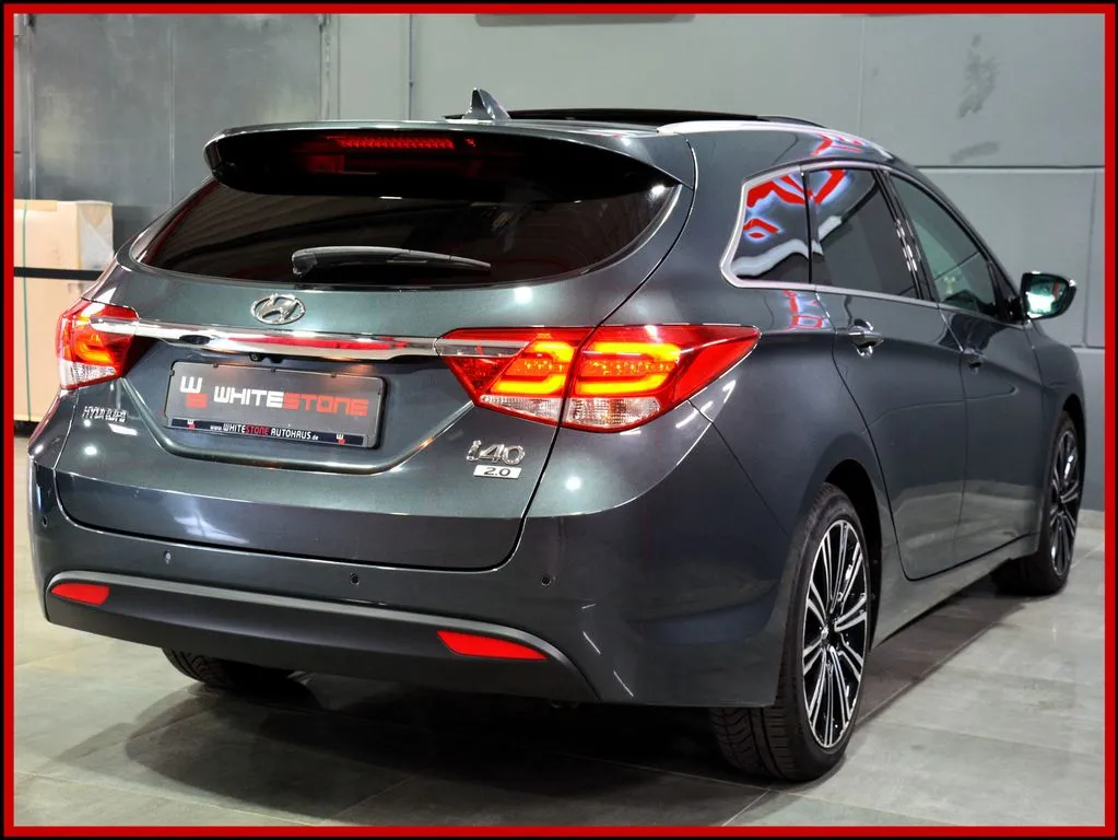 HYUNDAI i40 - Bild 9