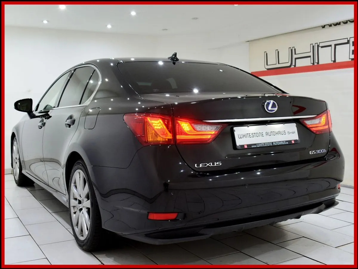 LEXUS GS 300 - Bild 8
