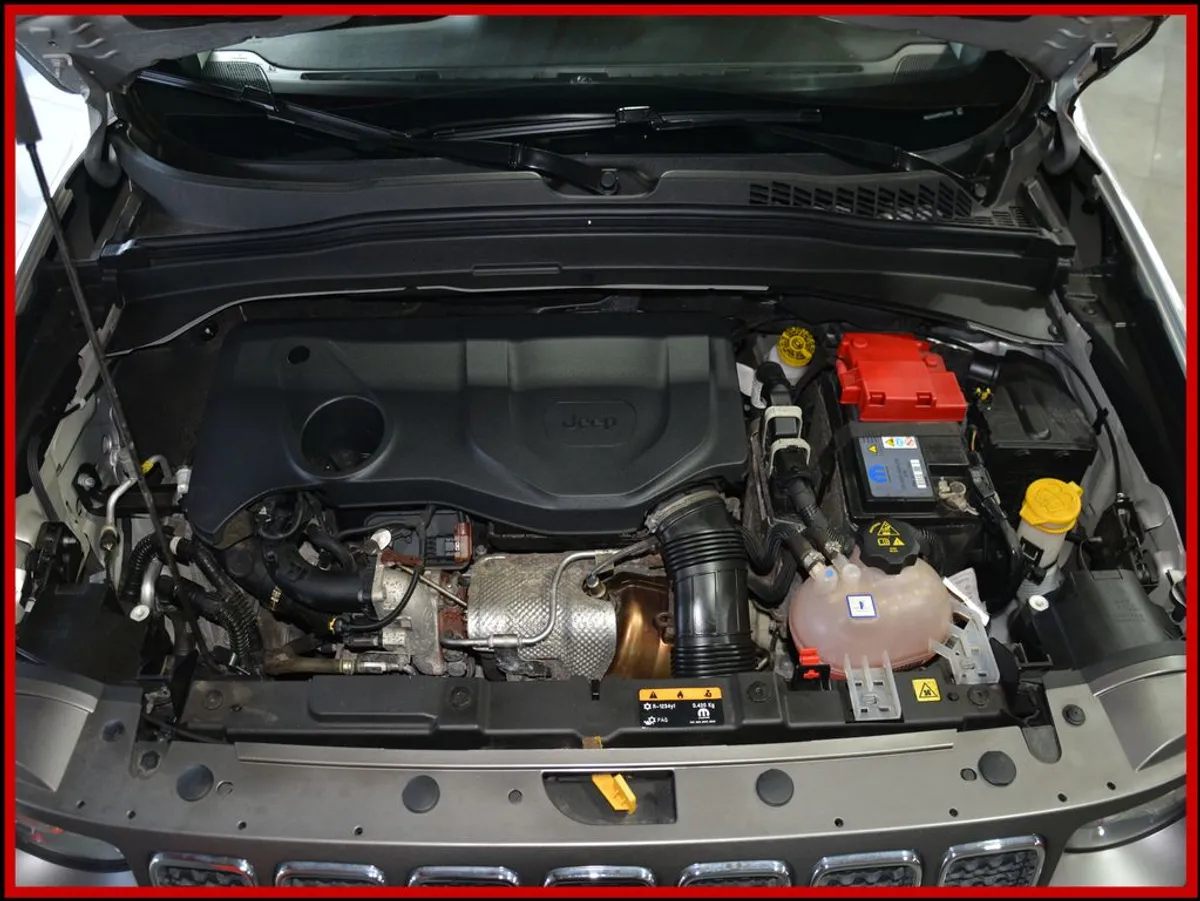 JEEP Renegade - Bild 21