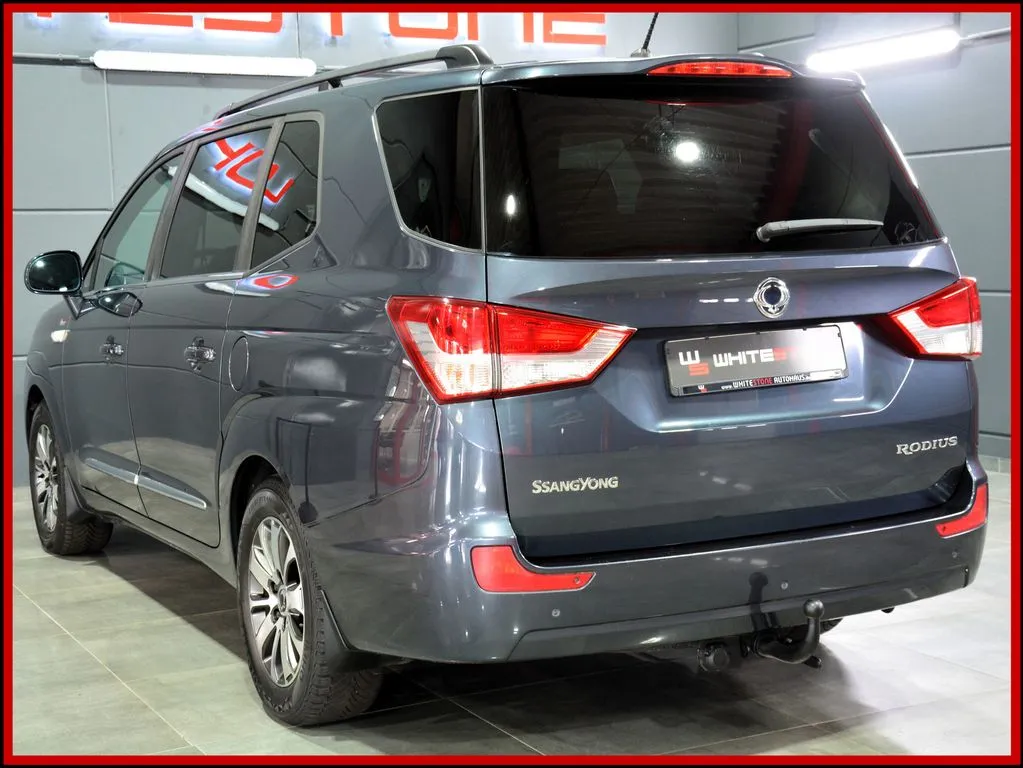 SSANGYONG Rodius - Bild 7