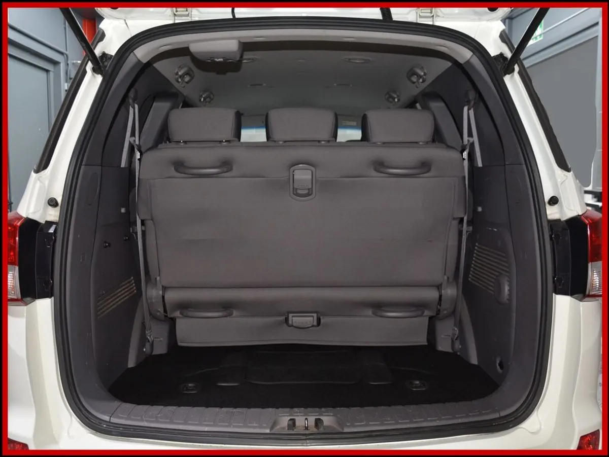 SSANGYONG Rodius - Bild 16