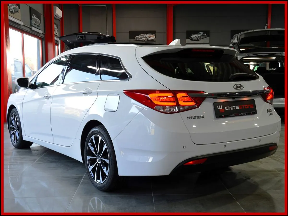 HYUNDAI i40 - Bild 7