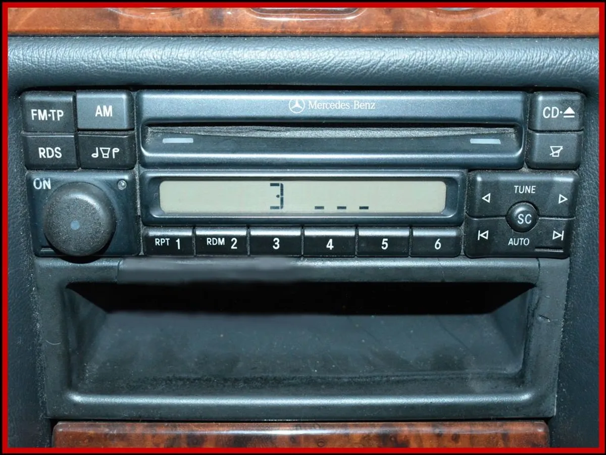 MERCEDES-BENZ CLK 320 - Bild 13