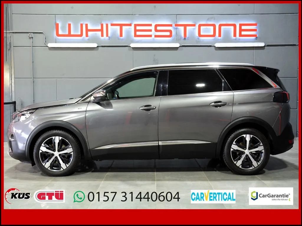 PEUGEOT 5008 Main