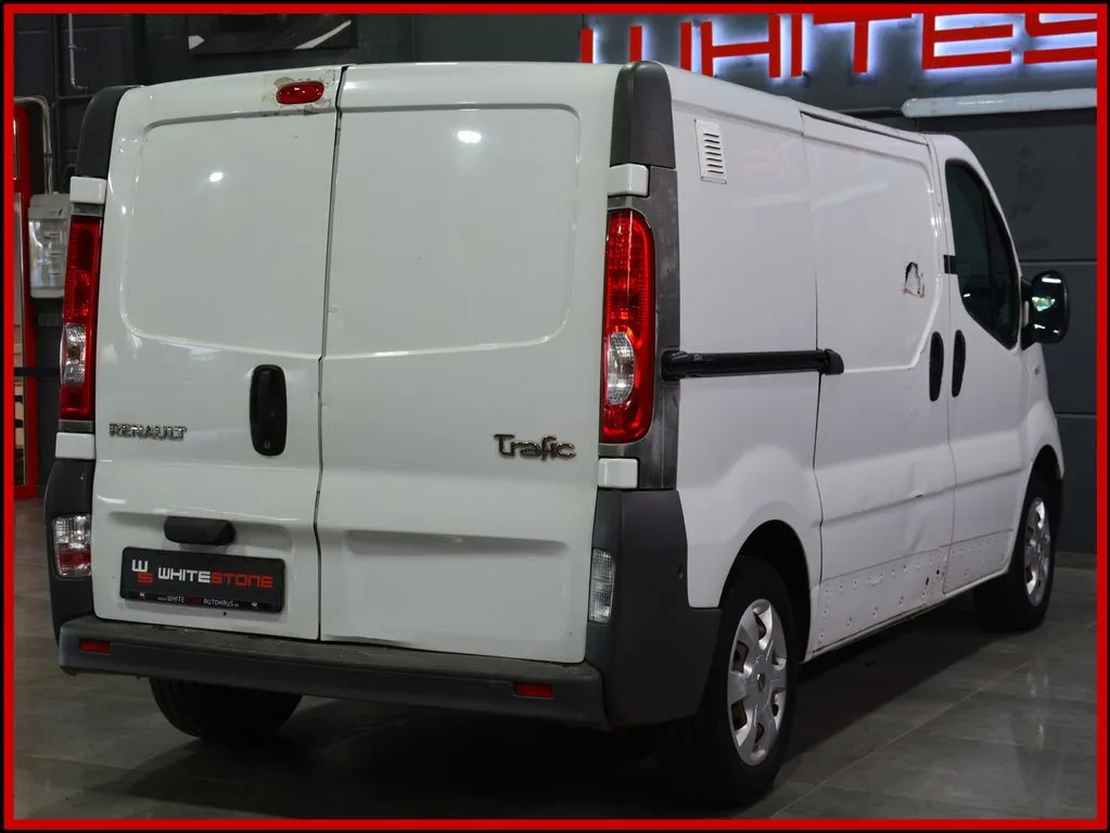 RENAULT Trafic - Bild 8