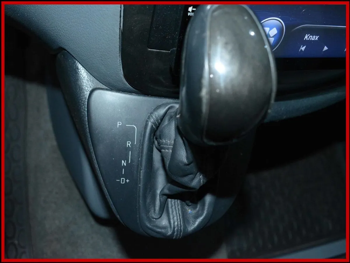 MERCEDES-BENZ Viano - Bild 13