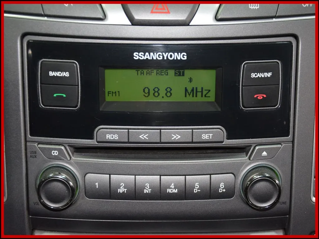 SSANGYONG Rodius - Bild 14