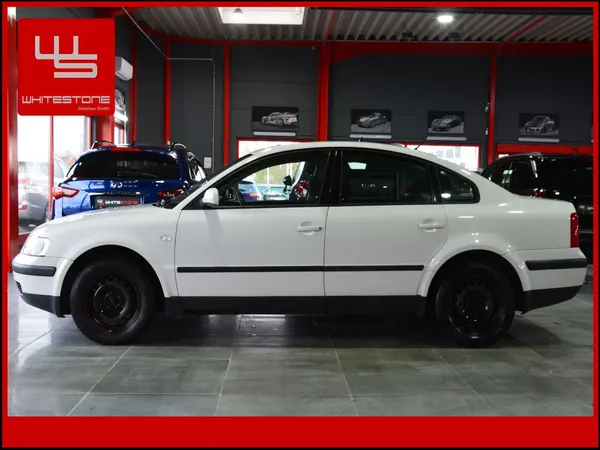 VW Passat 2000 - Benzin, 127.859 km - Gebrauchtwagen bei Whitestone Autohaus