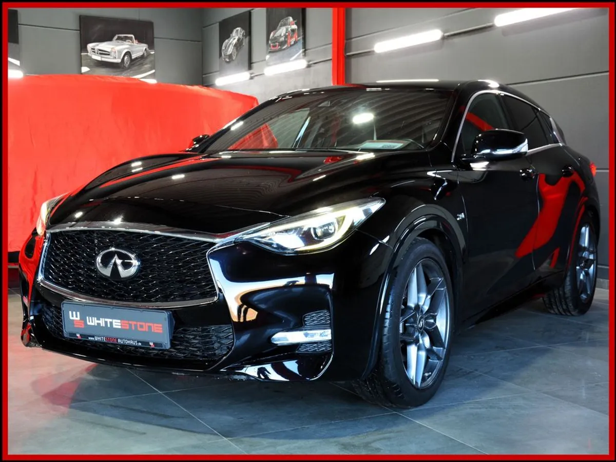 INFINITI Q30 - Bild 6