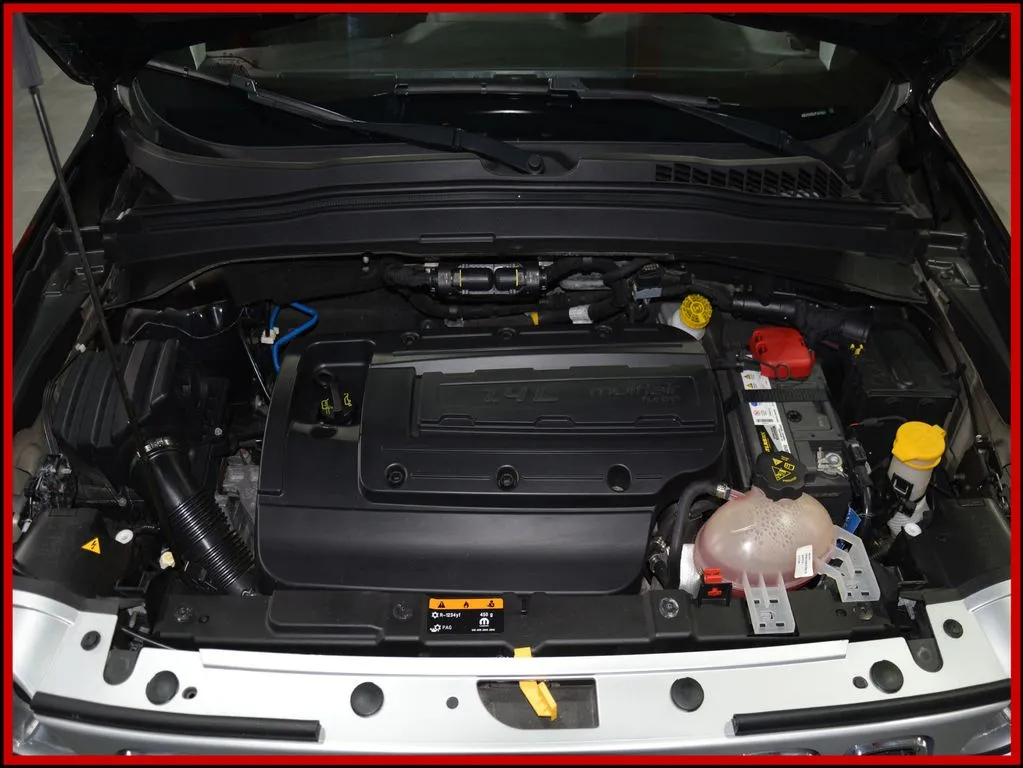 JEEP Renegade - Bild 21
