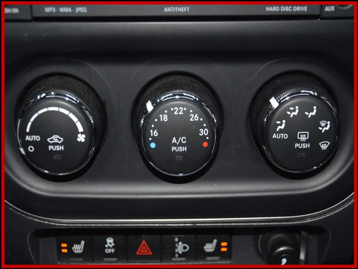 JEEP Compass - Bild 15